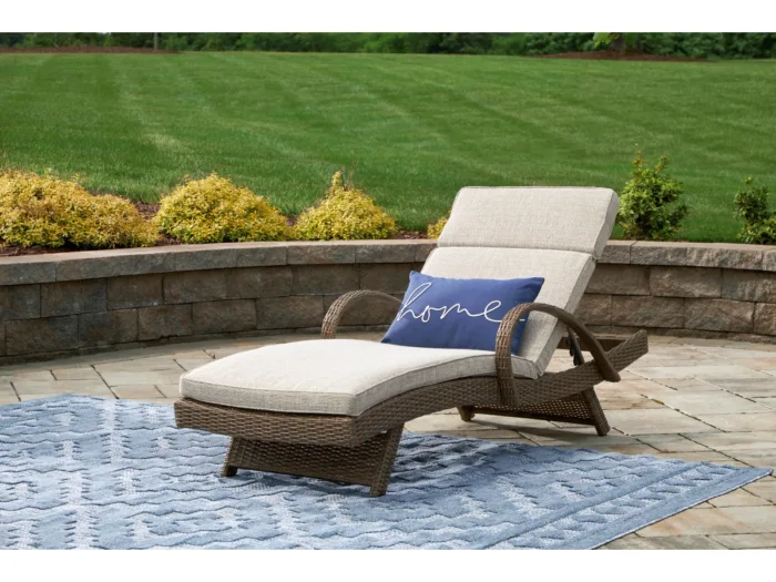 Beachcroft Cushioned Chaise Lounger - Image 2