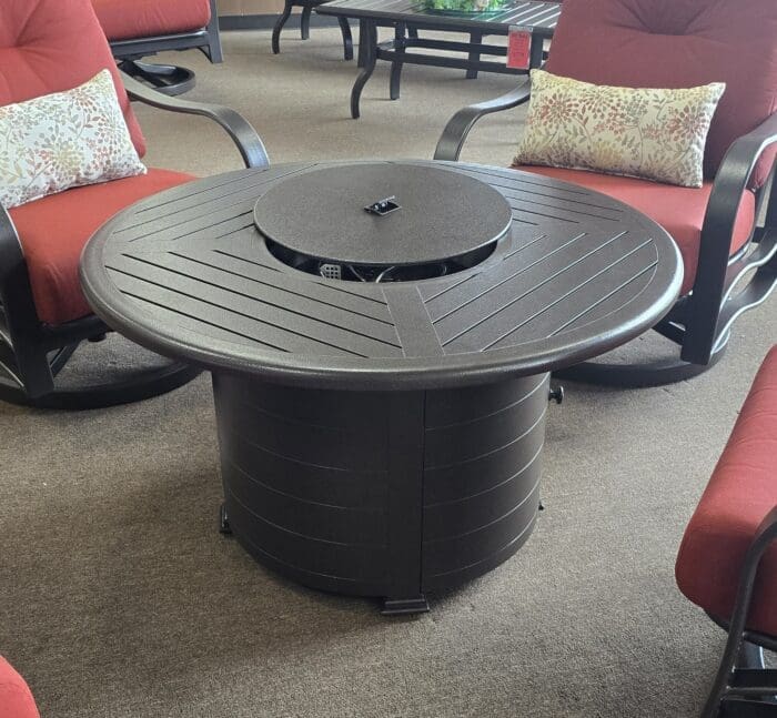 Farnham Slatted Top 42" Rd. Fire Table